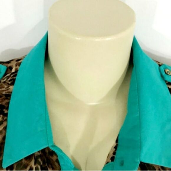 Leopard print sleeveless top Blouse - Picture 4 of 7